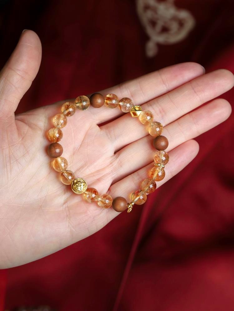 🐷 Zodiac Guardian Bracelet – Year of the Pig | Abundance & Joy