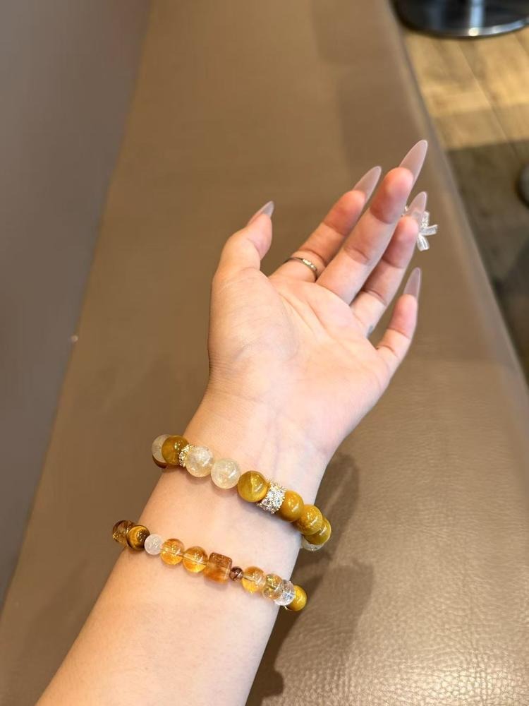 Prosperity Glow Bracelet – Attract Wealth & Luck